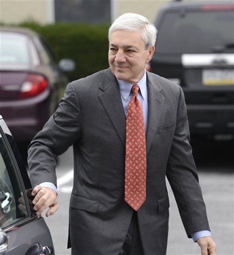 Penn State's Ex-President Arraigned, Free on $125K Bond