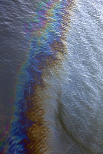 Oil Spill Off Louisiana After Boat Hits Old Wellhead