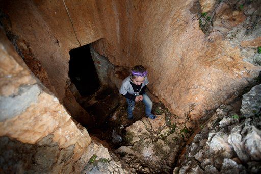 'Uncountable' Syrians Seek Refuge in Roman Caves