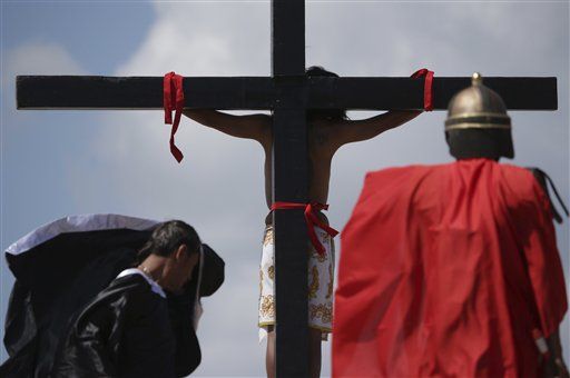 Catholics Nailed to Crosses in Philippines