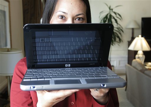 Dell Jumps on Cheap Notebook Trend