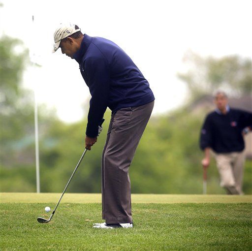 Obama Takes GOP Senators on Golf Date