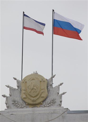 Crimean Parliament Votes to Join Russia