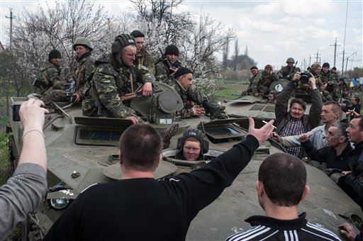 Pro-Russia Civilians Confront Ukrainian Troops