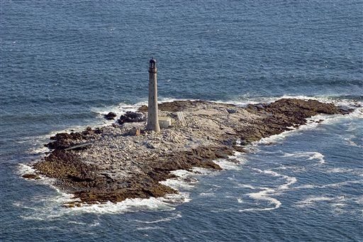 Tallest Lighthouse in New England Sells for $78K