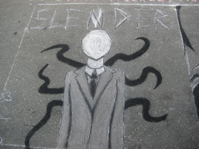 Cops: Teen Reads of 'Slender Man,' Tries to Kill Family