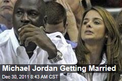 Michael Jordan Engaged to Yvette Prieto