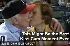 This Might Be the Best Kiss Cam Moment Ever