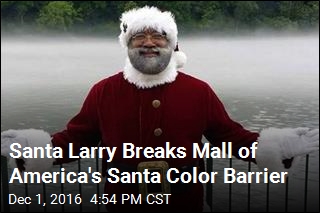 Santa Larry Breaks Mall of America&#39;s Santa Color Barrier