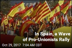 In Spain, a Wave of Pro-Unionists Rally
