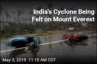 India&#39;s Cyclone Being Felt on Mount Everest