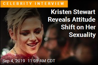 Kristen Stewart: I Was Told Not to Hold Girlfriend&#39;s Hand in Public