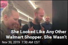 Sia Shows Up at Walmart, Pays for Others&#39; Stuff