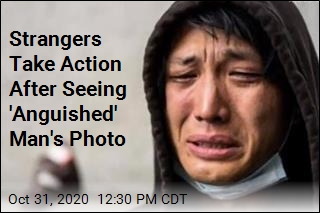 &#39;Anguished&#39; Photo Moves Strangers to Take Action