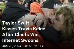 Video Captures Taylor Swift Kissing Travis Kelce After Chiefs Win