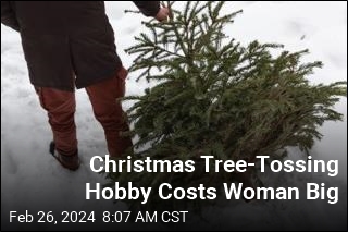 Woman Hurls Christmas Tree, Loses $825K Injury Claim