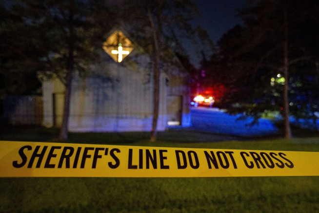 Alabama church shooting kills 2, wounds 1; suspect held