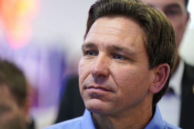 DeSantis in Iowa warns of GOP 'culture of losing' as weather sidelines Trump's event in the state