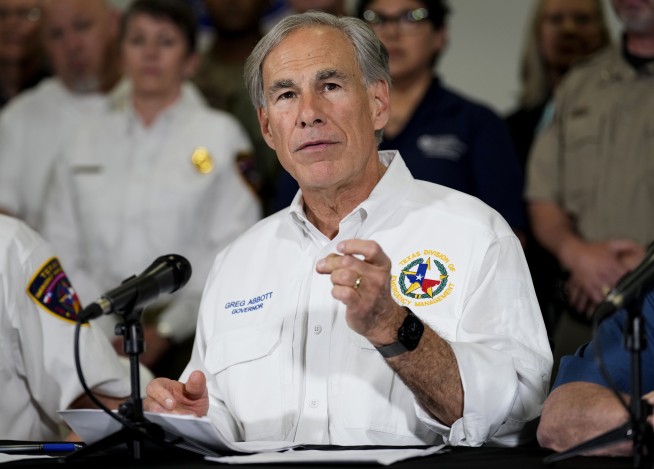 Floodwaters start receding around Houston area as recovery begins following rescues and evacuations