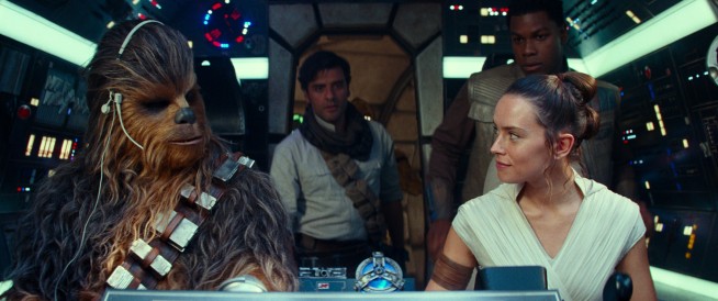 'Rise of Skywalker' opens with $175.5 million; 'Cats' flops