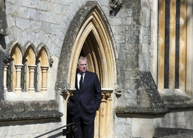 Giuffre's Prince Andrew suit goes ahead despite Epstein deal