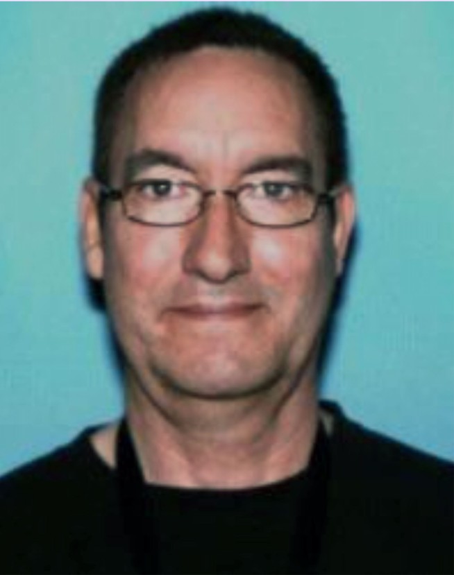 Hawaii couple charged with stealing IDs of dead Texas kids