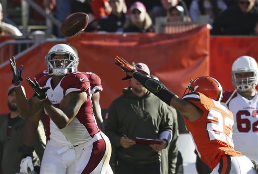 Palmer throws 4 TD passes as Cardinals beat Browns 34-20