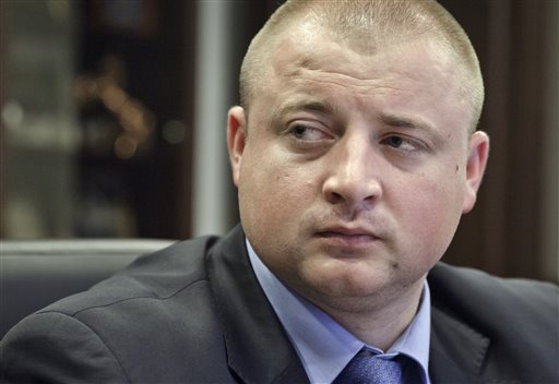 AP INVESTIGATION: Nuclear smugglers sought terrorist buyers