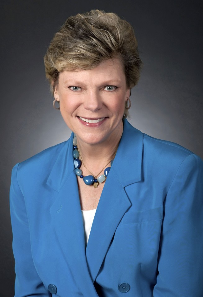 Cokie Roberts, longtime political journalist, dies at 75
