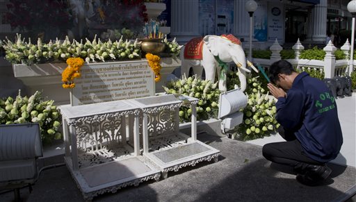 Thai prime minister vows to bring bombers to justice