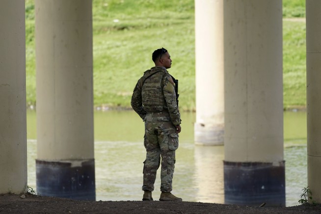 Border patrol: 9 migrants die crossing swift Texas river