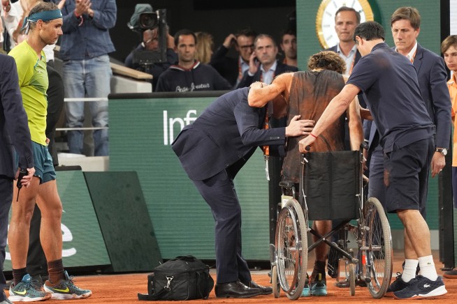 French Open updates | Activist interrupts men's semifinal