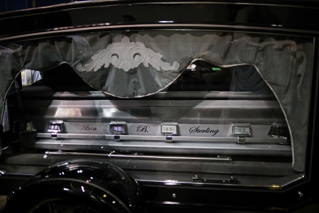 Poll: Police harassment familiar to young blacks, Hispanics