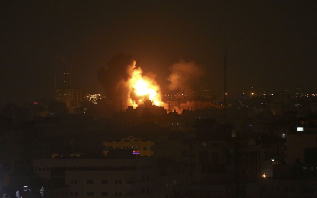 Hamas warns of more rocket attacks amid Israel-Gaza fighting