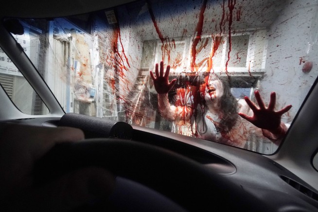No fear of coronavirus at drive-through haunted house