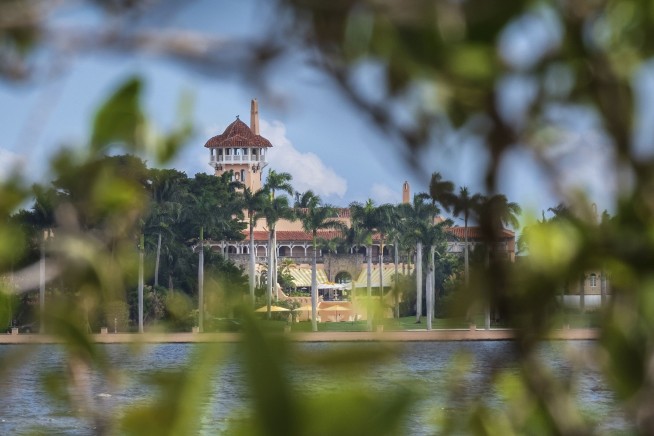 Chinese woman carrying malware allegedly got into Mar-a-Lago