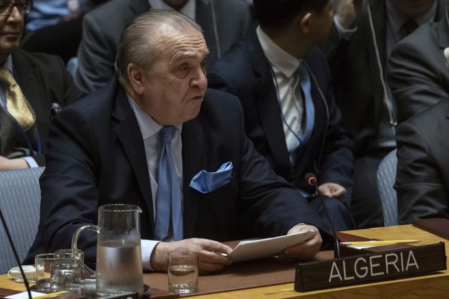 US vetoes widely supported resolution backing full UN membership for Palestine