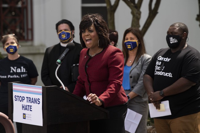 Alabama Gov. Ivey signs ban on transgender athletes