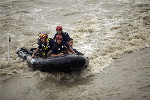 Texas flooding overwhelms popular bed-and-breakfast region