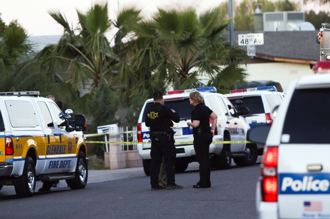 Phoenix police face bullets from shooter who killed family