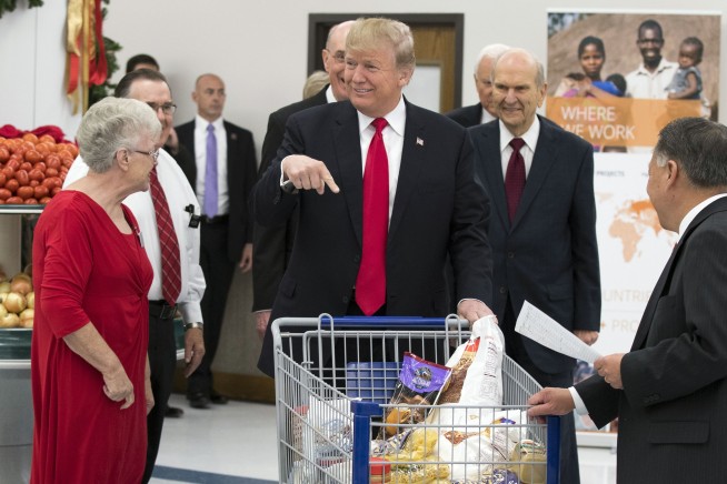 The Latest: Protesters block traffic amid Trump's Utah visit