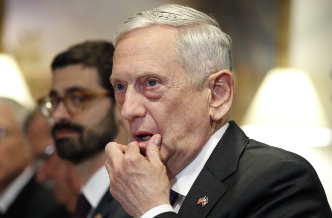 Kelly defends Trump's call to war widow, raps congresswoman