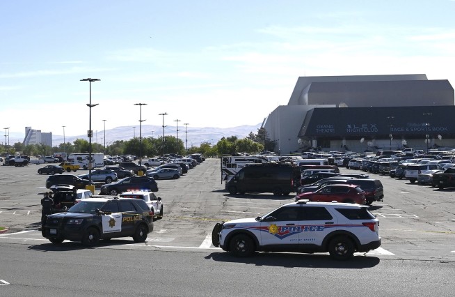 Shooter opens fire outside Reno casino, killing 3 and injuring several others