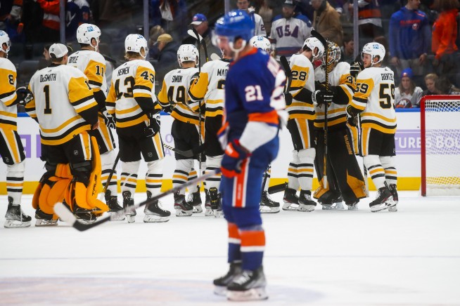 NHL postpones 2 Islanders games amid COVID-19 outbreak