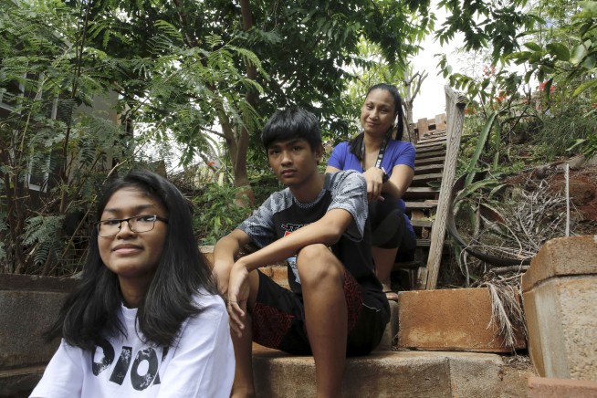 Two anchors of COVID safety net ending, affecting millions