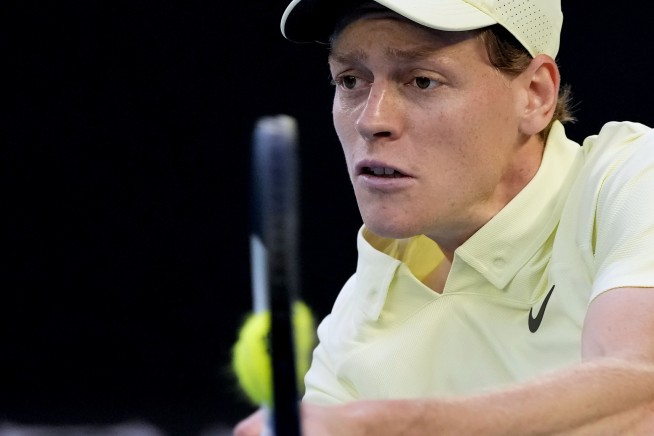 No. 1 Jannik Sinner gets 3-month ban in settlement of doping case, can return before French Open