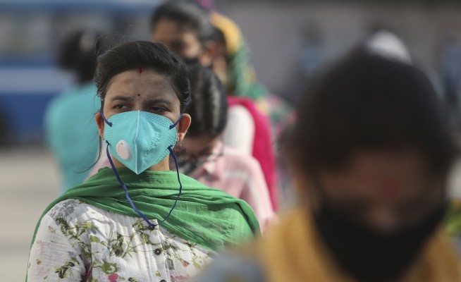 India surpasses 5 million coronavirus cases, 82,066 deaths