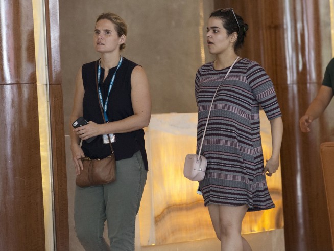 Thai police: Canada, Australia willing to accept Saudi woman