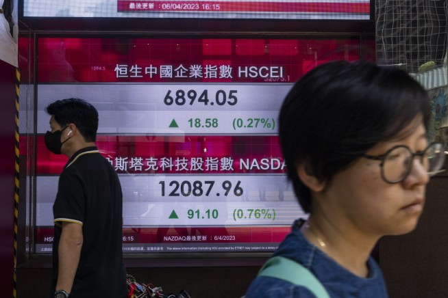 Asian stocks follow Wall Street up ahead of US jobs update