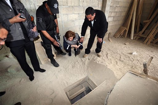 Mexico: Drug lord escape tunnel was deep and 'high-tech'